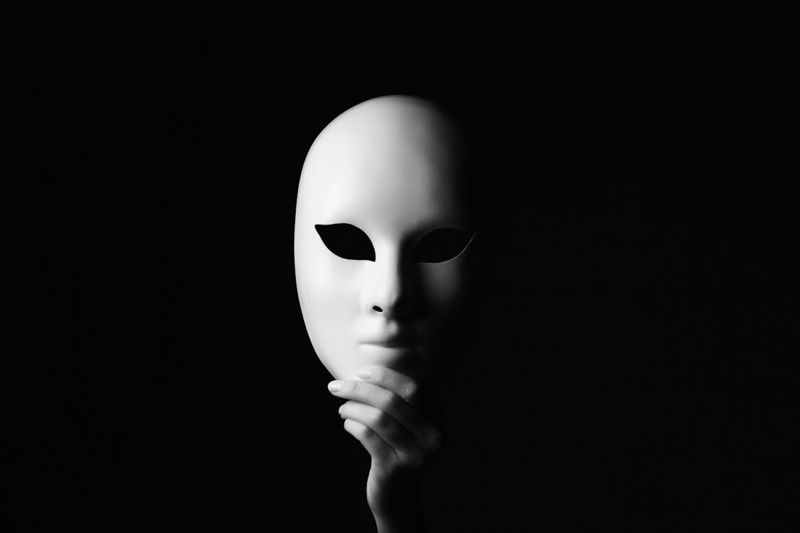 仮面浪人をしつつ勉強をする