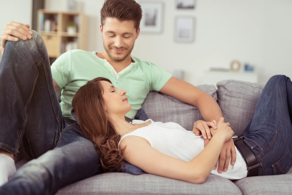 事実婚をしているカップル
