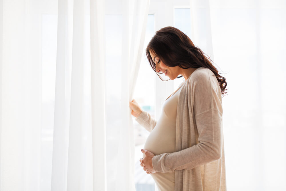 彼女はプレママである